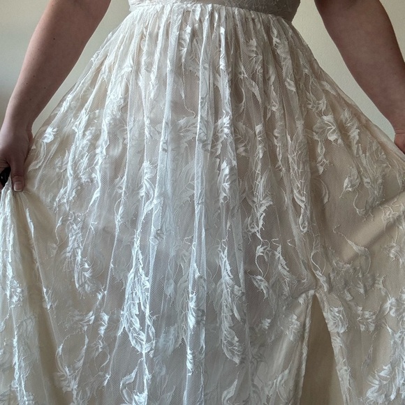 Baltic Born White Lace Maxi Dress - Picture 3 of 13